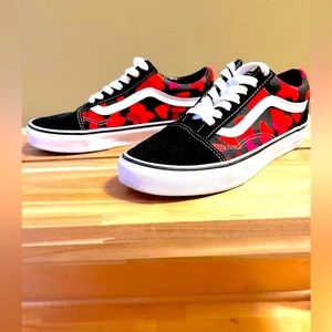 Like-new condition, Vans Old Skool Skate shoe, black suede and canvas, Size 7